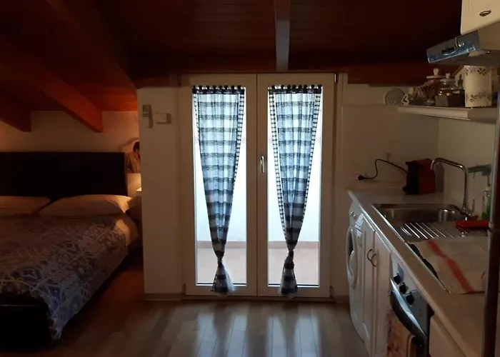 بيت للعطل La Mansardina